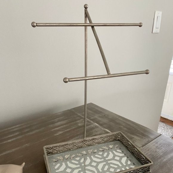 Pre-loved❤️ Silver Mirror Jewelry Tree Stand Tray - Picture 1 of 4